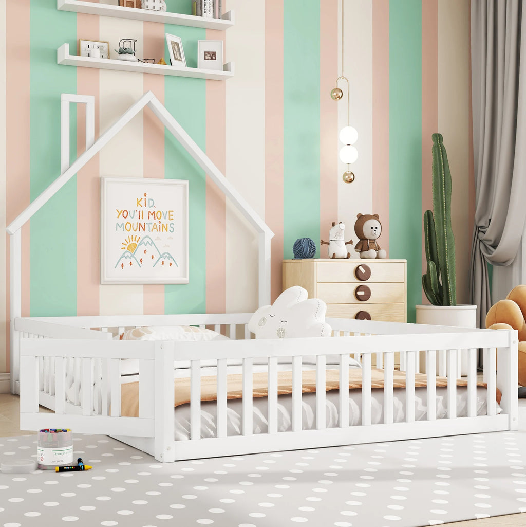 Gepolstertes Kinderbett in Kaminform 140x200 Lilla Kids