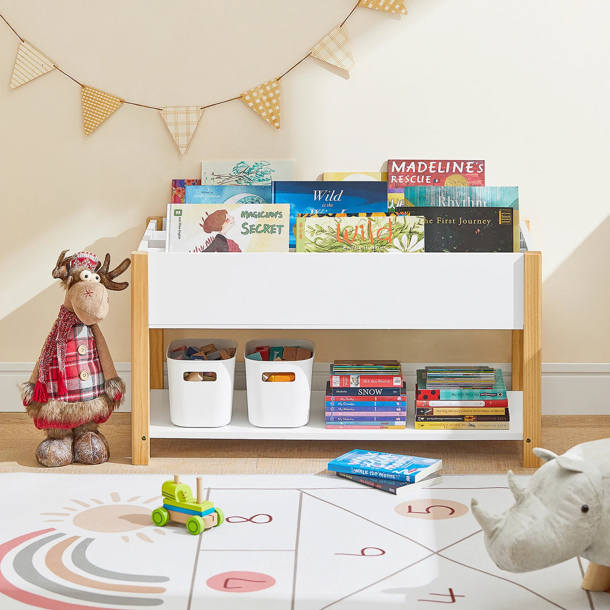 Kinderbücherregal aus Holz in Weiß mit Ablagen Lilla Kids