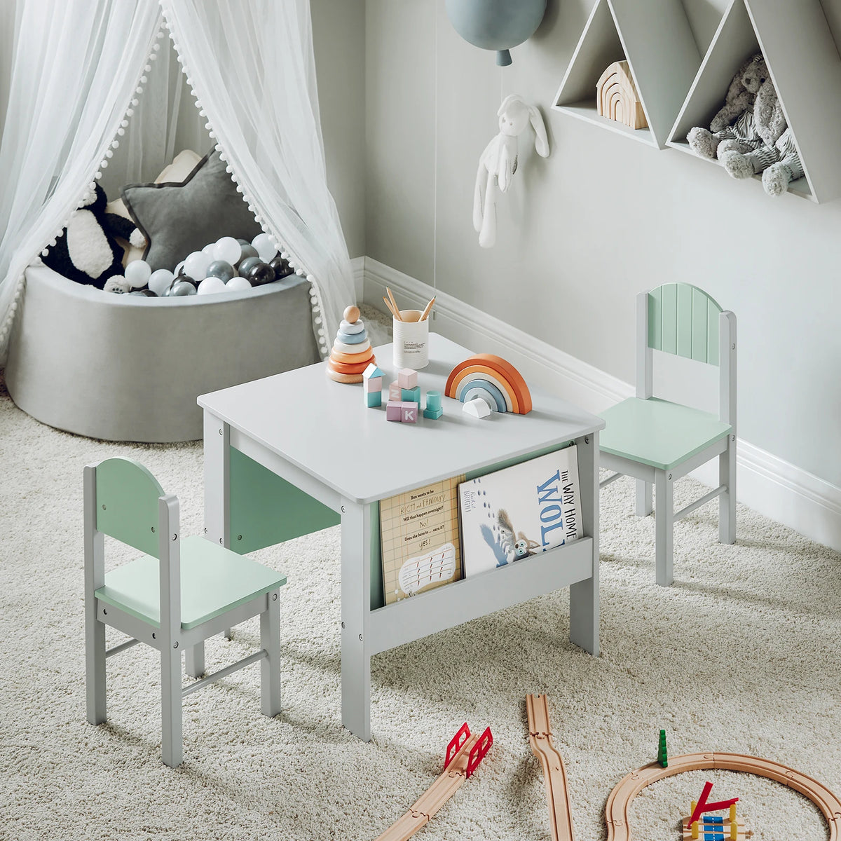 Kindertisch mit Stühlen und Stauraum in Grau Lilla Kids
