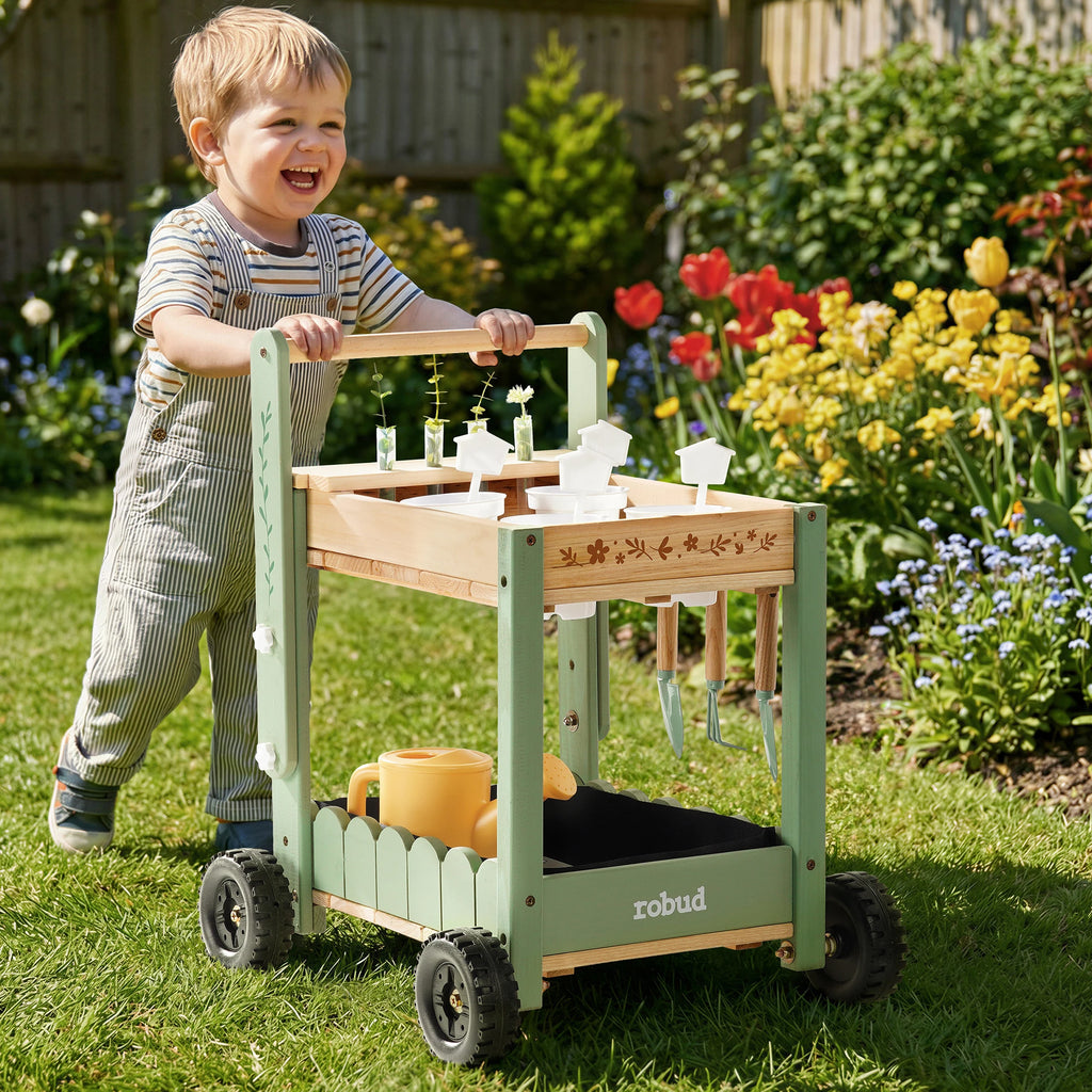 Matschküche für Kinder mit Gartenwerkzeug Lilla Kids