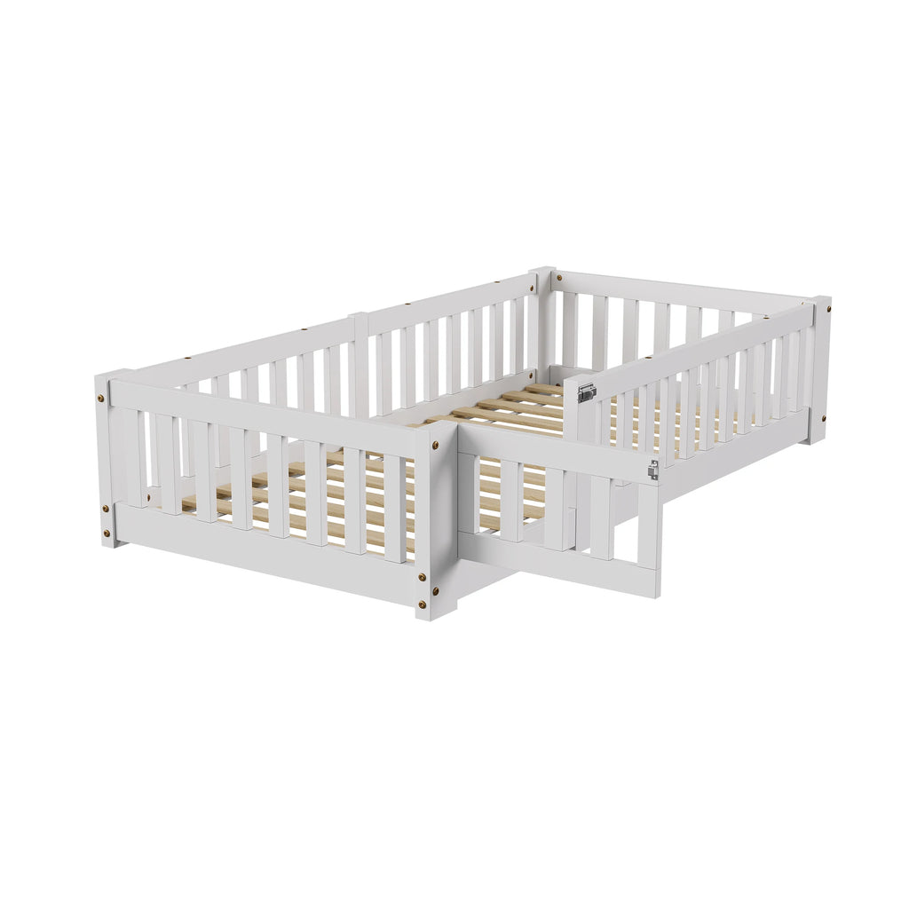 Montessori-Bodenbett in Weiß mit Rausfallschutz 80x160 Lilla Kids