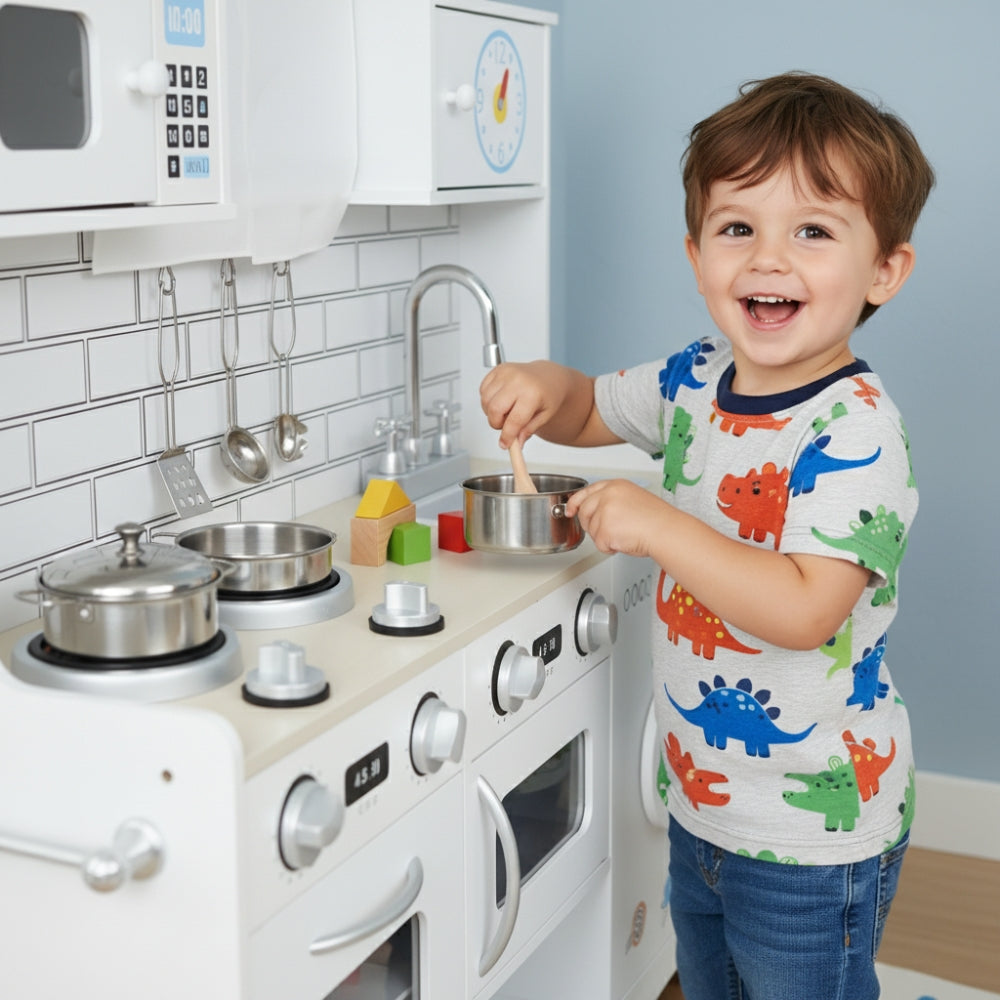 Weiße Kinderküche mit Backofen, Kochfeld und Waschmaschine Lilla Kids
